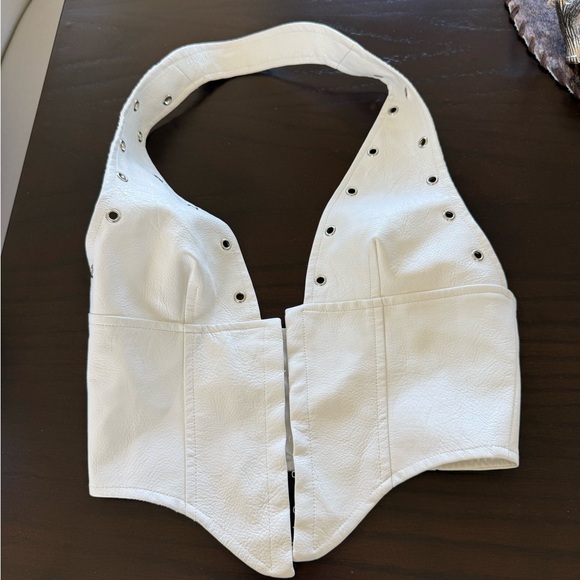 Princess Polly Palladia Jordy Grommet corset Halter Faux Leather Top white US 4 - Picture 2 of 7